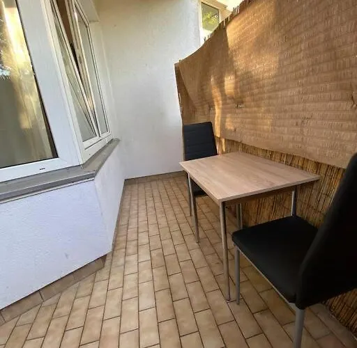 With Balcony Apartment Berlin